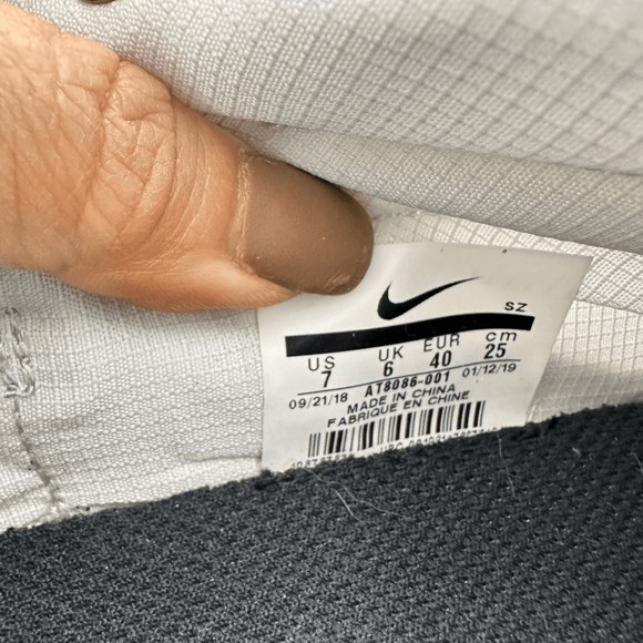 Nike Air Fear of God MOC Pure Platinum Mens Size 7 AT8086-001 - Picture 11 of 14